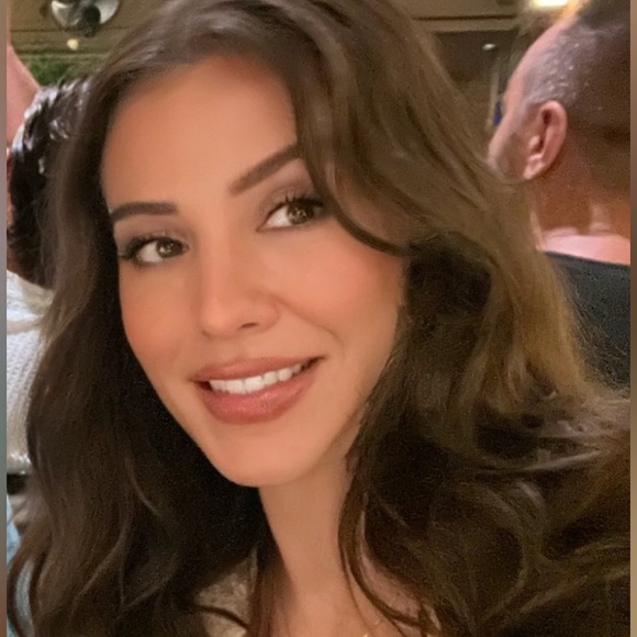 Meet your Posher, Elizabeth - Picture 16 of 16